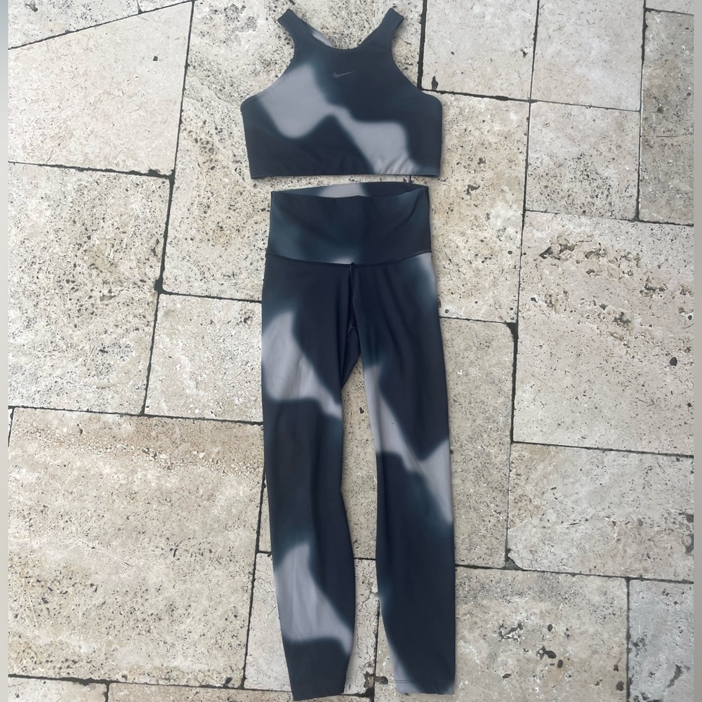 Nike Yoga Tie-Dye Swoosh Medium-Support Bra with Matching High Rise Legging